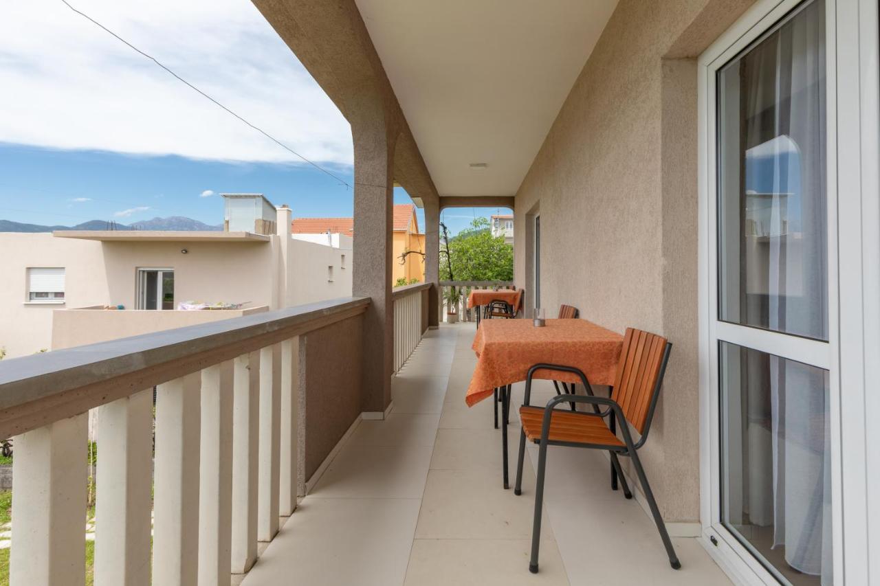Apartments Bojic Tivat Eksteriør billede