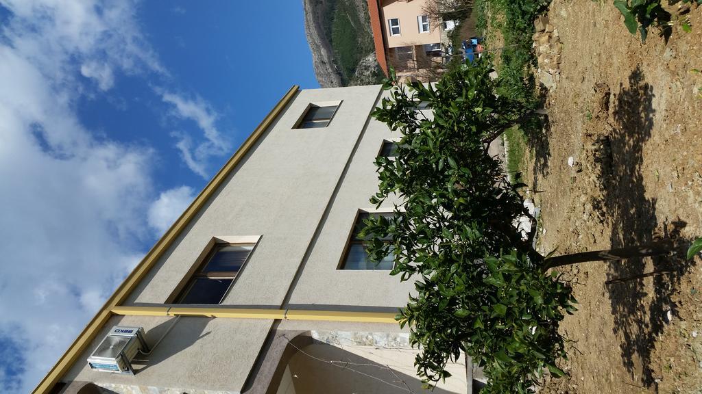 Apartments Bojic Tivat Eksteriør billede
